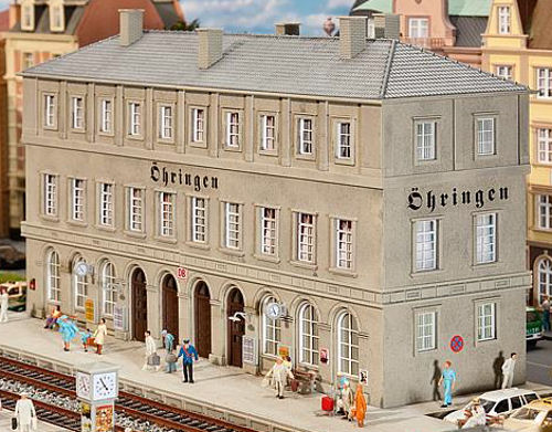 Faller Oringen Station
