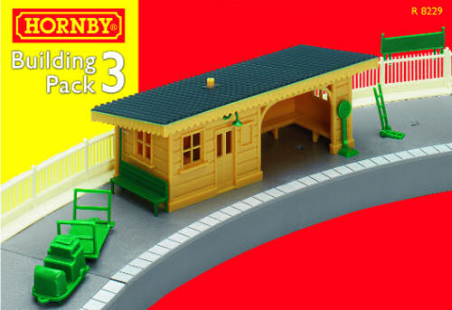 R8229