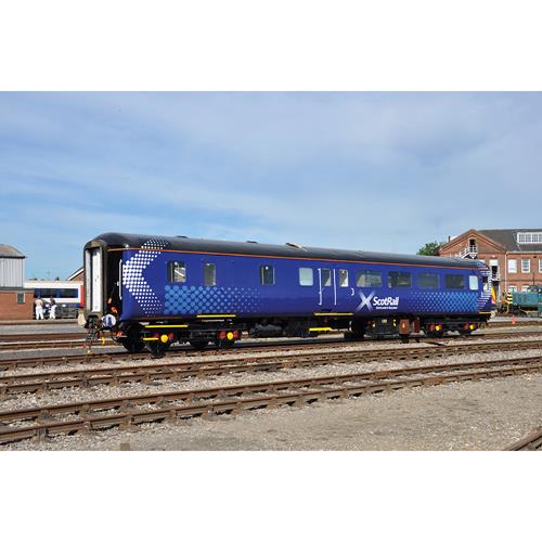 B39-704
