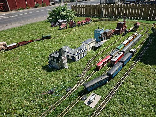 G Scale Show