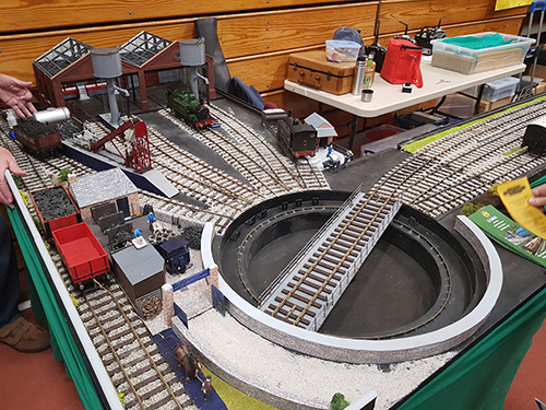 G Scale Show