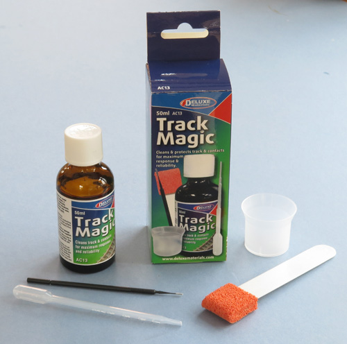 Deluxe Materials Track Magic